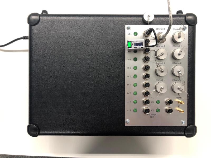 The first version of the FactoryCube